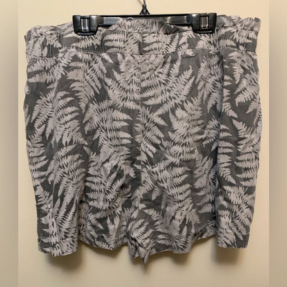 JANE + DELANCEY Lyocell Shorts